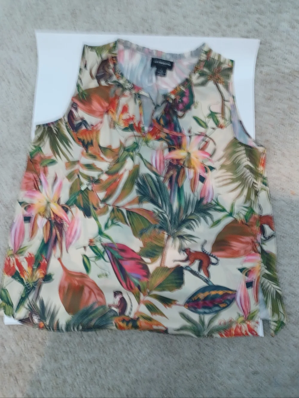 Tropical Print Sleeveless Blouse - Multicolor - Picture 2 of 2